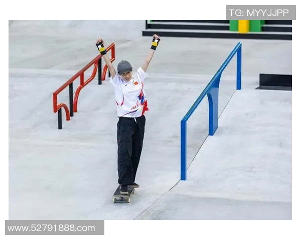 南京滑板队的包夹战术揭秘与滑板文化深度探索 南京滑板队的包夹战术揭秘与滑板文化深度探索