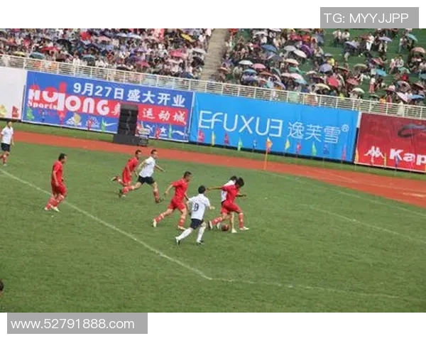 足球明星与安踏签约背后的故事与影响分析